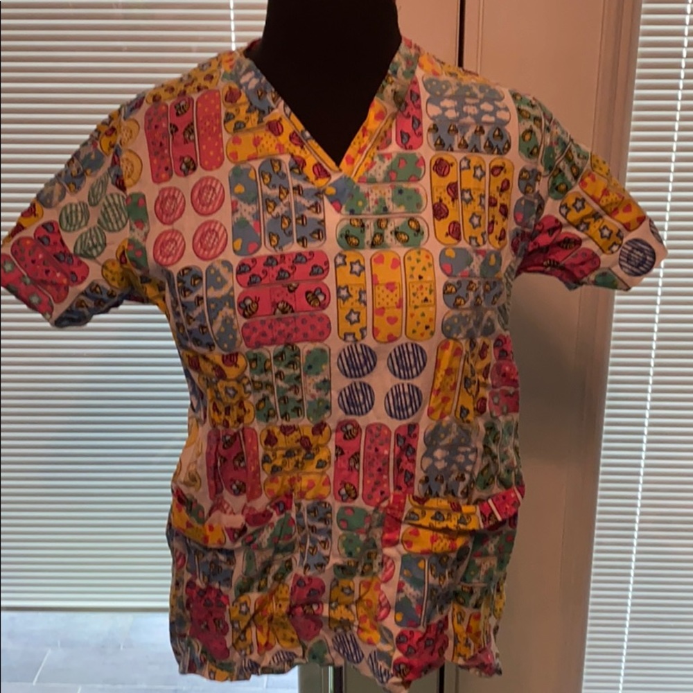 Scrub top